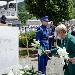 Predsjednica Slovenije Pirc Musar: Sramna tišina tokom strahota u Srebrenici se ne smije nikada ponoviti